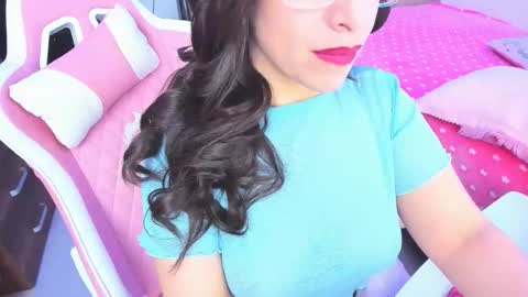 redski77 online show from February 25, 6:39 am