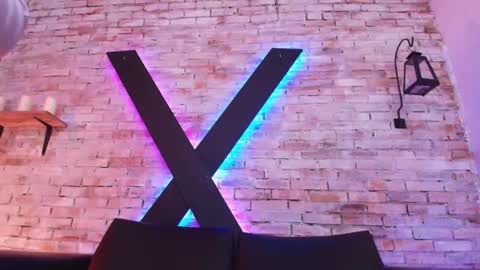   online show from September 16, 12:40 pm