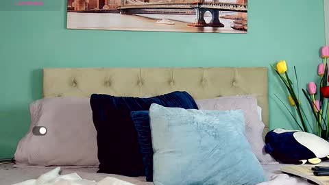 Yanella online show from March 8, 11:14 am