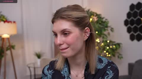 JessyinCherri yang online show from February 16, 1:27 pm