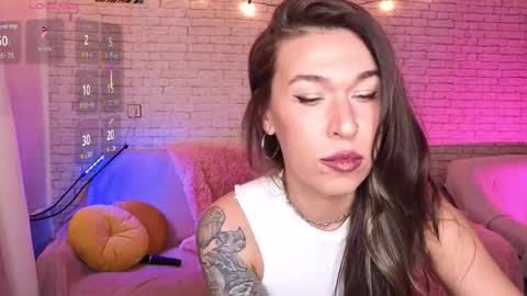 ReginaHawkinss online show from October 20, 9:14 am