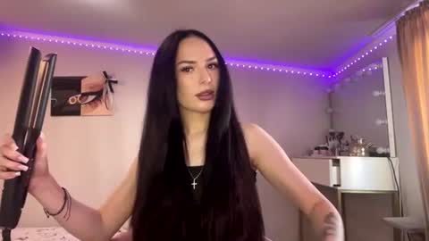Amelia online show from July 7, 7:23 am