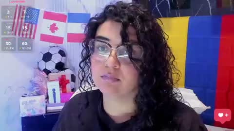 reginavegaa online show from June 17, 11:37 am