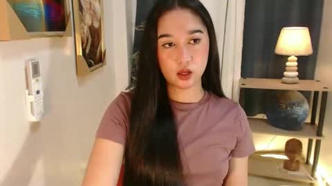 regine online show from January 17, 4:49 pm