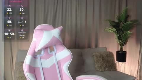 reidnox online show from March 19, 9:20 pm