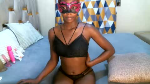 remmyqueen online show from May 27, 1:57 am