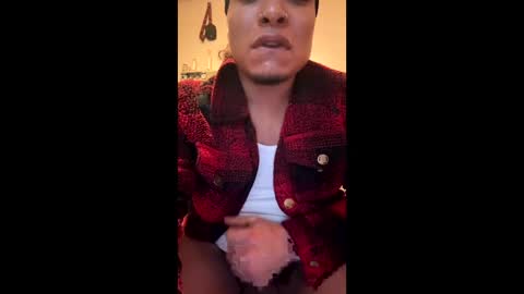 PRETTY BAMBY online show from December 8, 7:43 pm