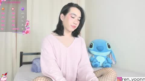 Snapshot of ren_yoonn chatting on February 10, 4:36 pm Ren online show from February 10, 4:36 pm