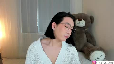 Ren online show from April 19, 11:33 am