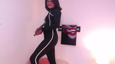 renataj online show from October 27, 7:03 pm