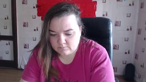 Snapshot of renataoia chatting on February 27, 9:50 am renataoia online show from February 27, 9:50 am