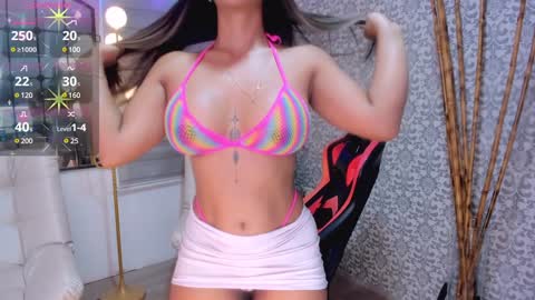 Snapshot of renatareyes chatting on February 5, 1:58 am Renata Reyes online show from February 5, 1:58 am