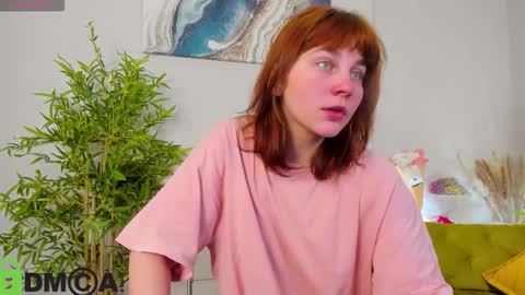 rene_shine online show from November 26, 9:28 am