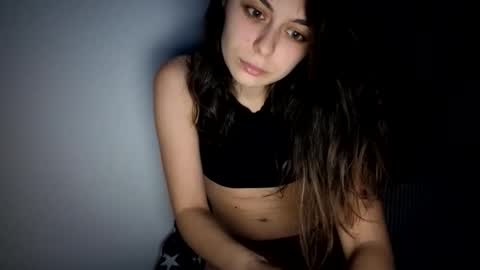 renee_loah online show from November 13, 10:34 pm