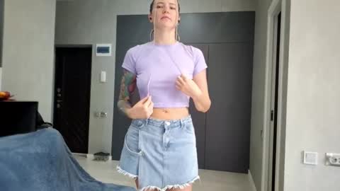 Viola online show from September 18, 2:10 pm