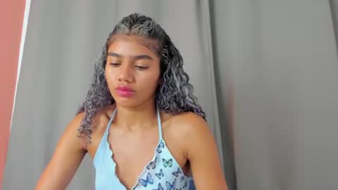Snapshot of rennatta_sx chatting on December 30, 11:04 am Renata online show from December 30, 11:04 am