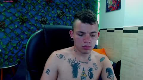 R E N E  online show from January 16, 7:17 am