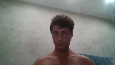renud online show from September 10, 4:57 am