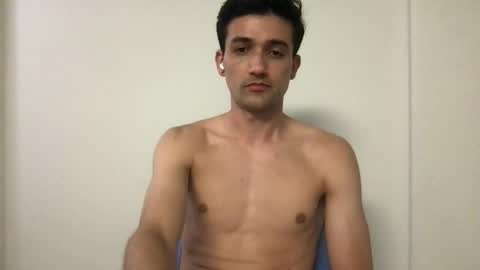 rettopyyrah32 online show from June 15, 8:06 am
