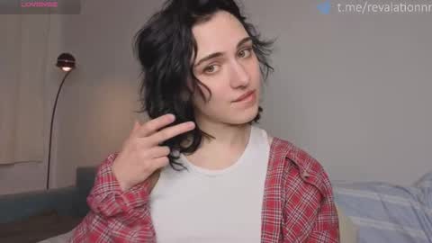 Ewiwi online show from March 3, 4:47 pm