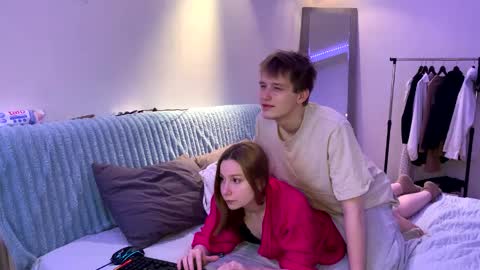 Lola online show from April 9, 10:04 pm