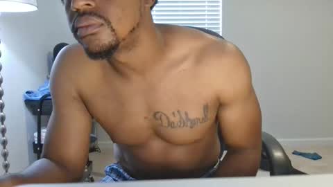 Taye online show from November 13, 1:58 pm