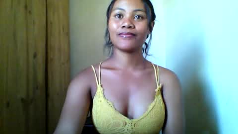 riaantsoa online show from October 4, 10:24 am