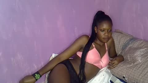 Snapshot of riana_sha chatting on February 17, 5:23 pm riana_sha online show from February 17, 5:23 pm