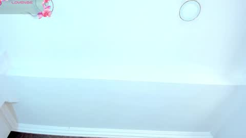 Snapshot of rianamanson chatting on September 8, 4:39 pm Riana online show from September 8, 4:39 pm