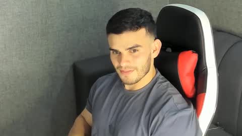 ricardogonzalez666 online show from February 18, 3:53 am