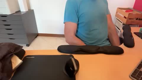 Snapshot of riccardofortis chatting on September 13, 9:34 am riccardofortis online show from September 13, 9:34 am