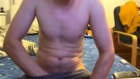 Snapshot of ricciardio chatting on February 10, 2:19 am ricciardio online show from February 10, 2:19 am