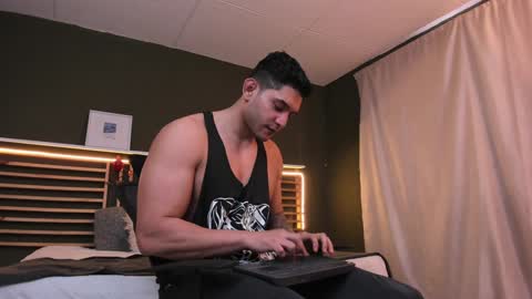 Snapshot of richard_milleer chatting on February 7, 2:15 pm Ricardo online show from February 7, 2:15 pm