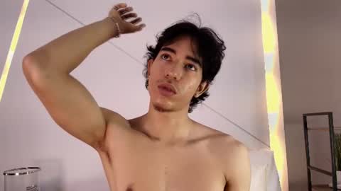 rick_flame06 online show from July 1, 1:20 pm