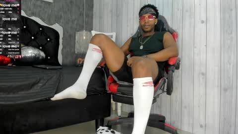 Snapshot of ricobrown777 chatting on February 23, 3:35 am RicoBrowm online show from February 23, 3:35 am