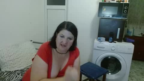 Snapshot of ridemerafsuzana chatting on December 31, 4:35 pm Ridemeraf online show from December 31, 4:35 pm