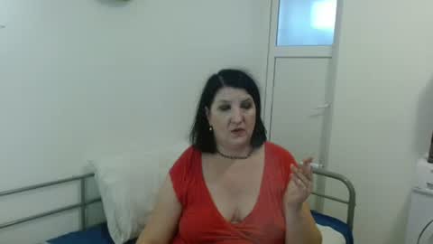 Snapshot of ridemerafsuzana chatting on January 12, 2:19 pm Ridemeraf online show from January 12, 2:19 pm