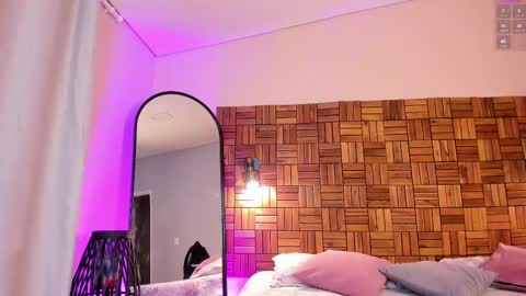 Sara online show from February 22, 10:07 am