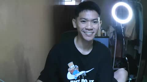 riiichie12 online show from November 23, 6:44 am