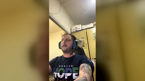 rikardo9996 online show from May 27, 2:19 am