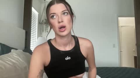 riley depp online show from April 14, 10:35 pm