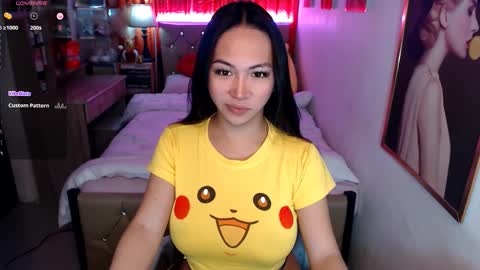 Snapshot of rileymillerx chatting on March 1, 9:18 am Riley online show from March 1, 9:18 am