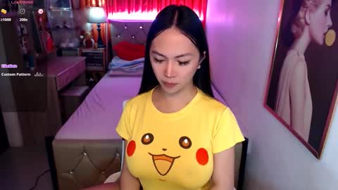 Snapshot of rileymillerx chatting on February 27, 8:46 am Riley online show from February 27, 8:46 am