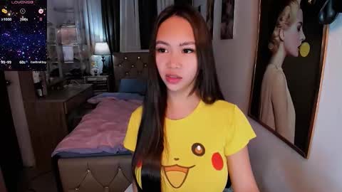 Snapshot of rileymillerx chatting on September 17, 8:01 pm Riley online show from September 17, 8:01 pm