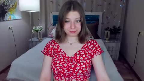 rinacake online show from May 8, 10:43 am