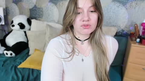 Rina online show from February 6, 9:28 pm