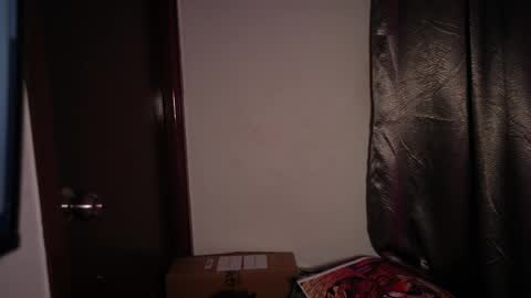    online show from October 28, 10:44 pm