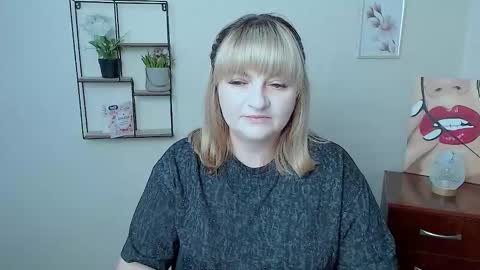 rita_sunshine online show from September 23, 9:58 am
