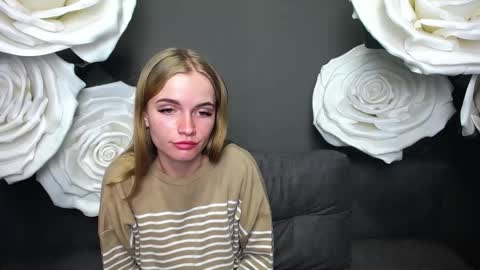 Snapshot of ritakiskis chatting on September 19, 8:12 pm ritakiskis online show from September 19, 8:12 pm