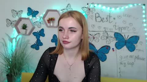 Snapshot of ritakiskis chatting on March 12, 11:22 pm ritakiskis online show from March 12, 11:22 pm